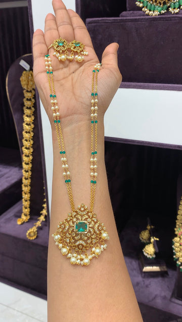 18inch simple hand made chain with locket and earrings(pushback)