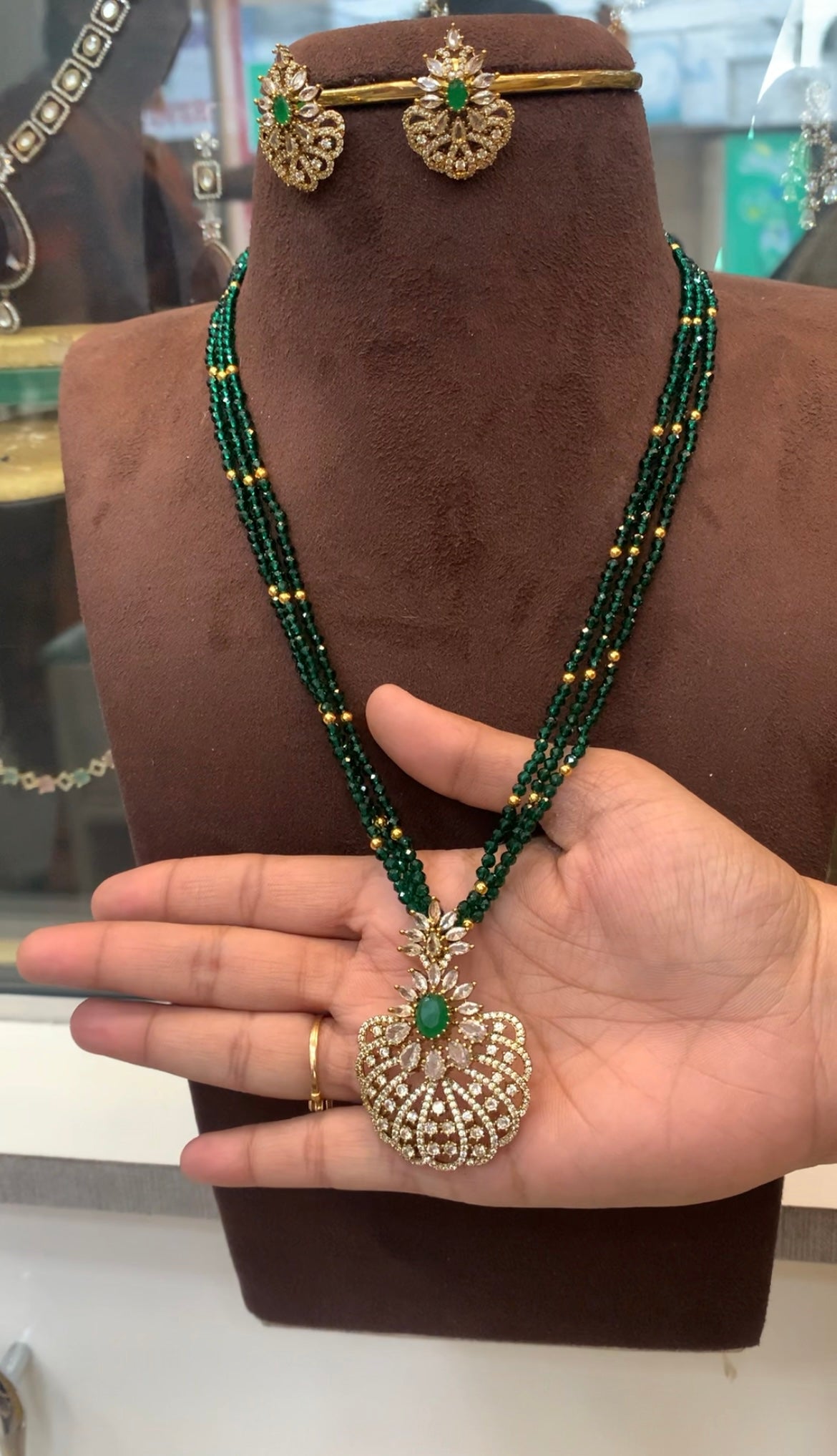 Beautiful white stone pendant set with beads mala 18 inchs long