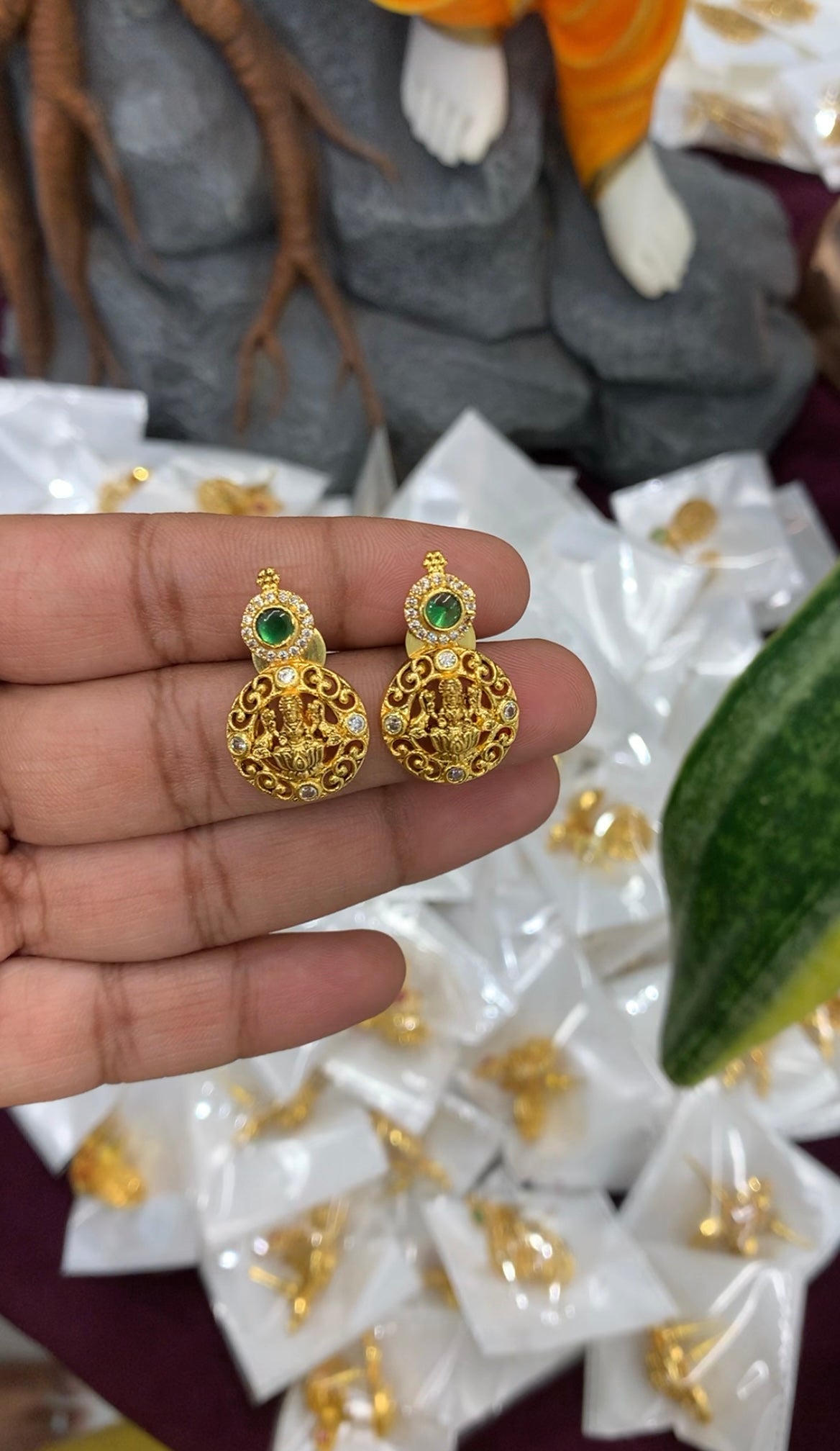 Beautiful green stone kasula model earrings with pushback
