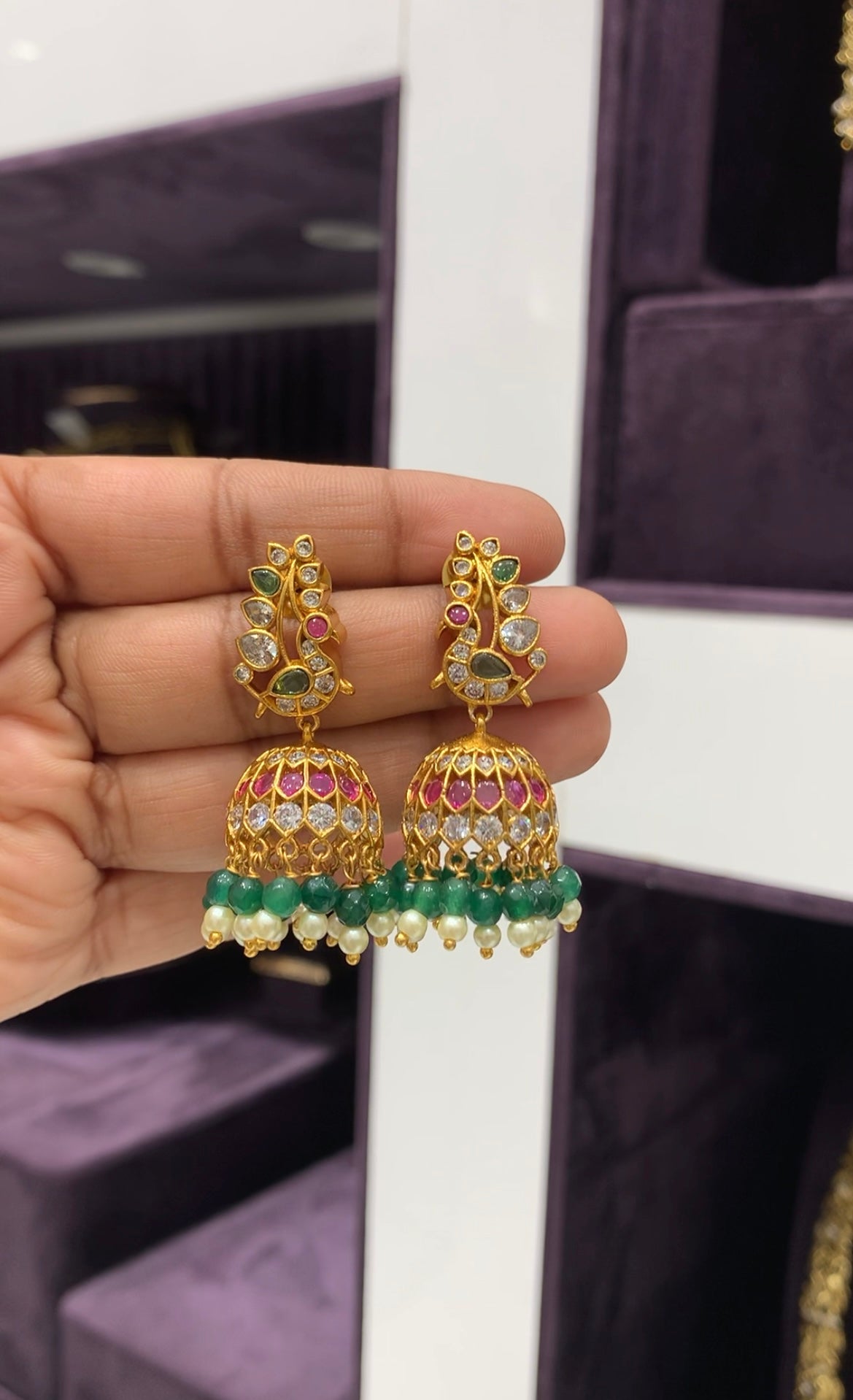 Beautiful peacock design pota stone jumkis with pushback