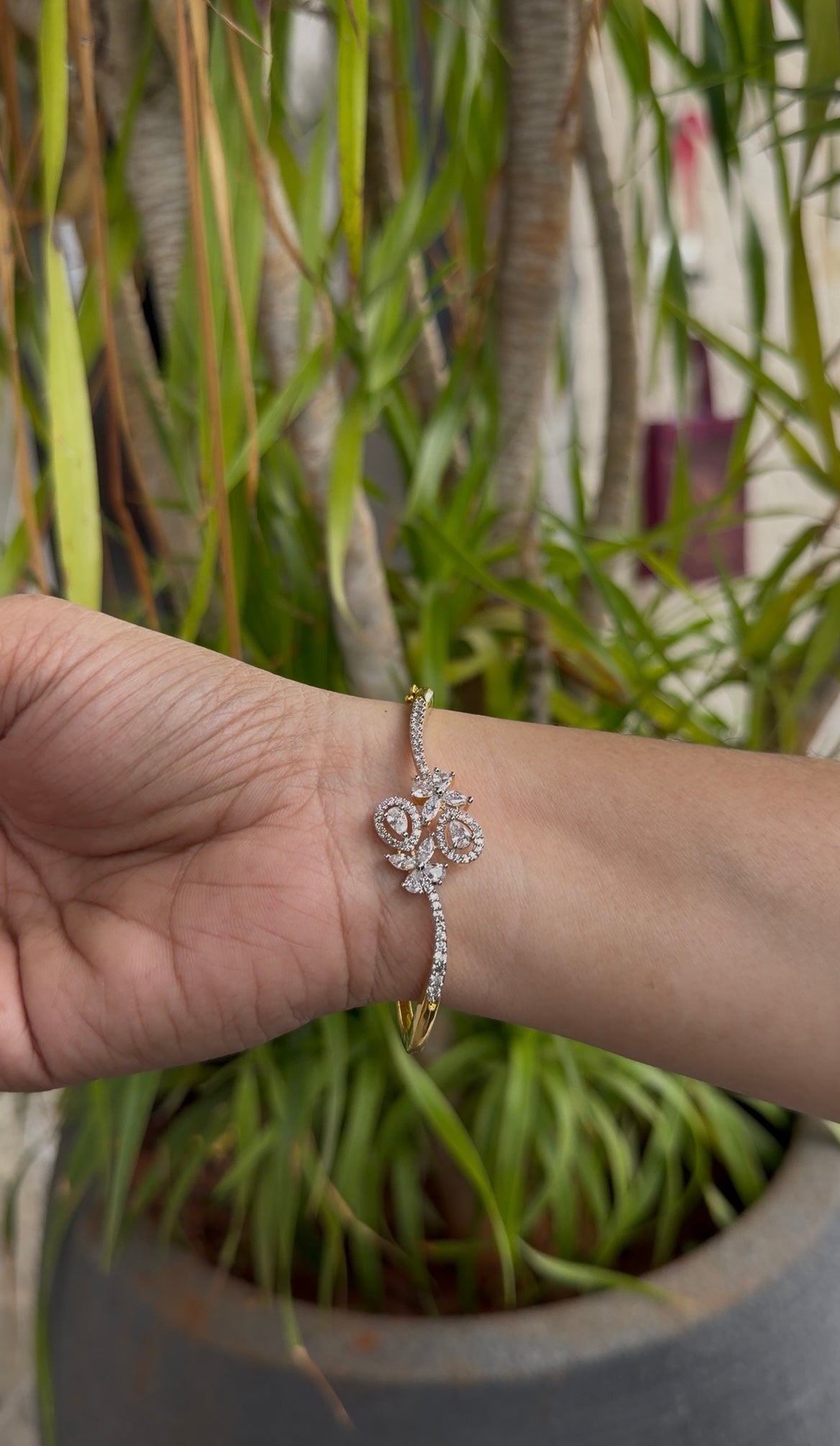 Beautiful white stone diamond replica openable bracelet