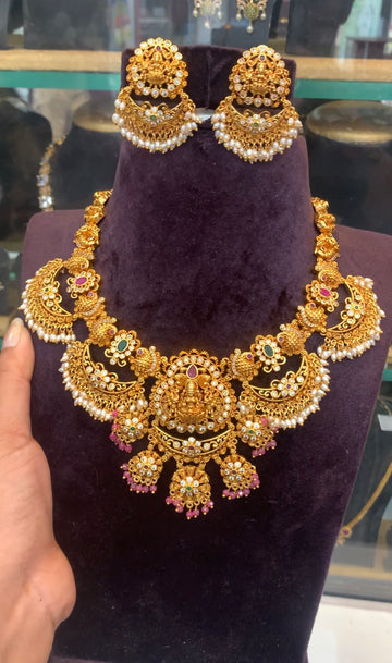 Beautiful Lakshmi devi model pearls finishing necklace with pushback earrings