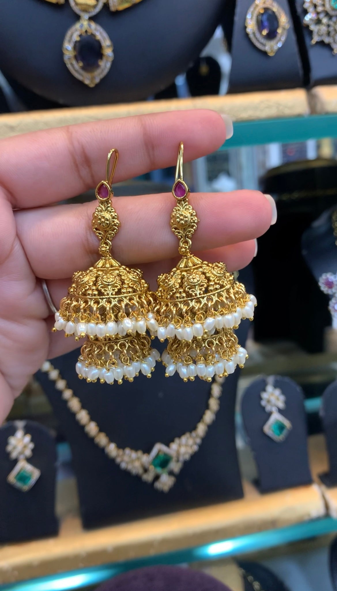 Beautiful hangable pink stone 2 step jumkis with rice pearls