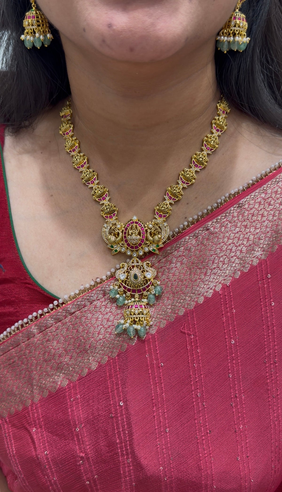 Beautiful jadau kundhan & Lakshmi Devi model necklace with pushback earrings