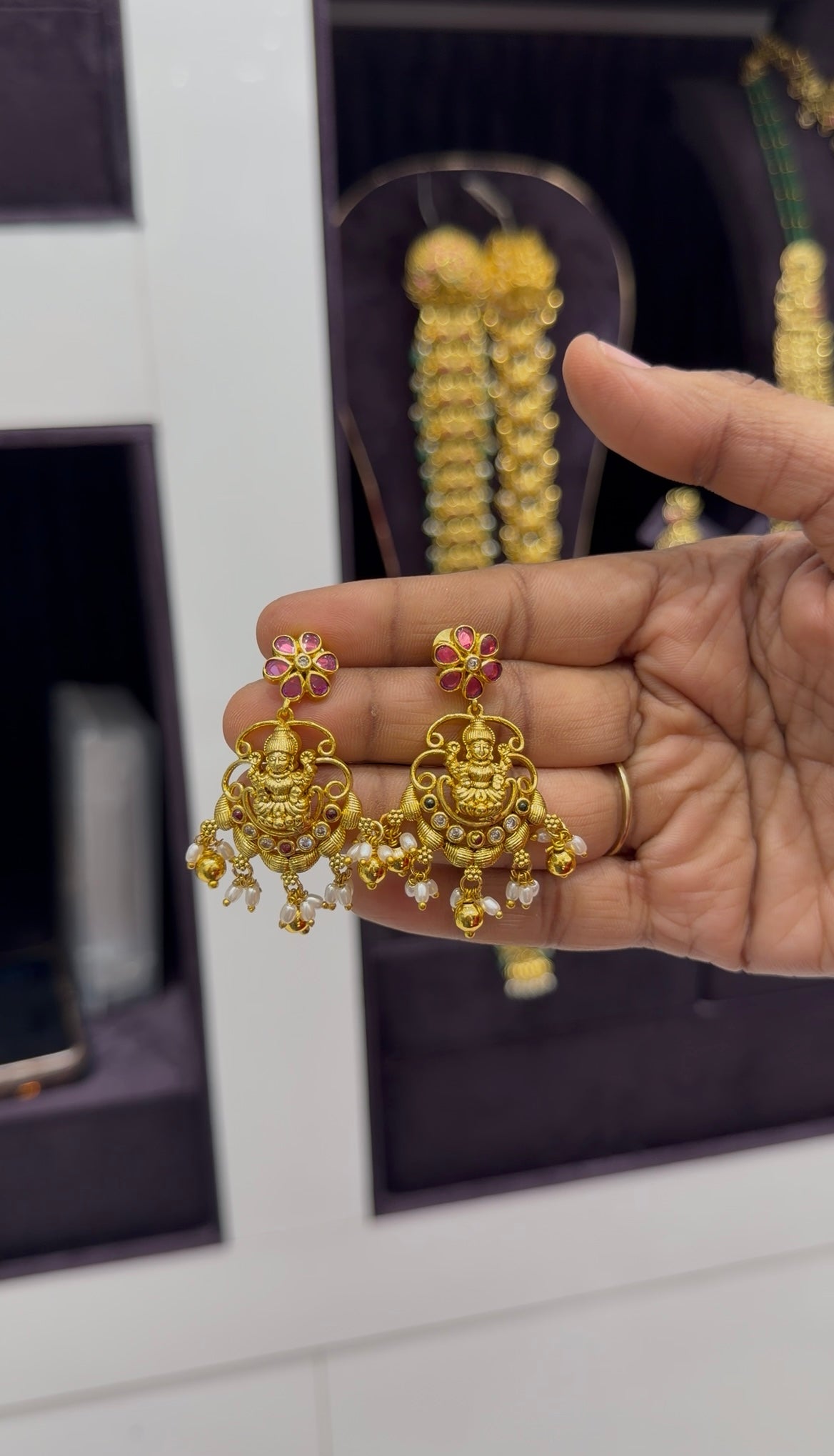 Beautiful pota stone & Lakshmi devi 3 layers necklace with pushback earrings