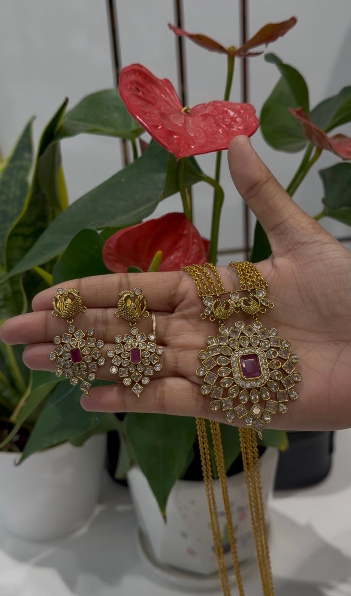 Beautiful uncut stone pendant set with chandraharam chain 24 inchs long