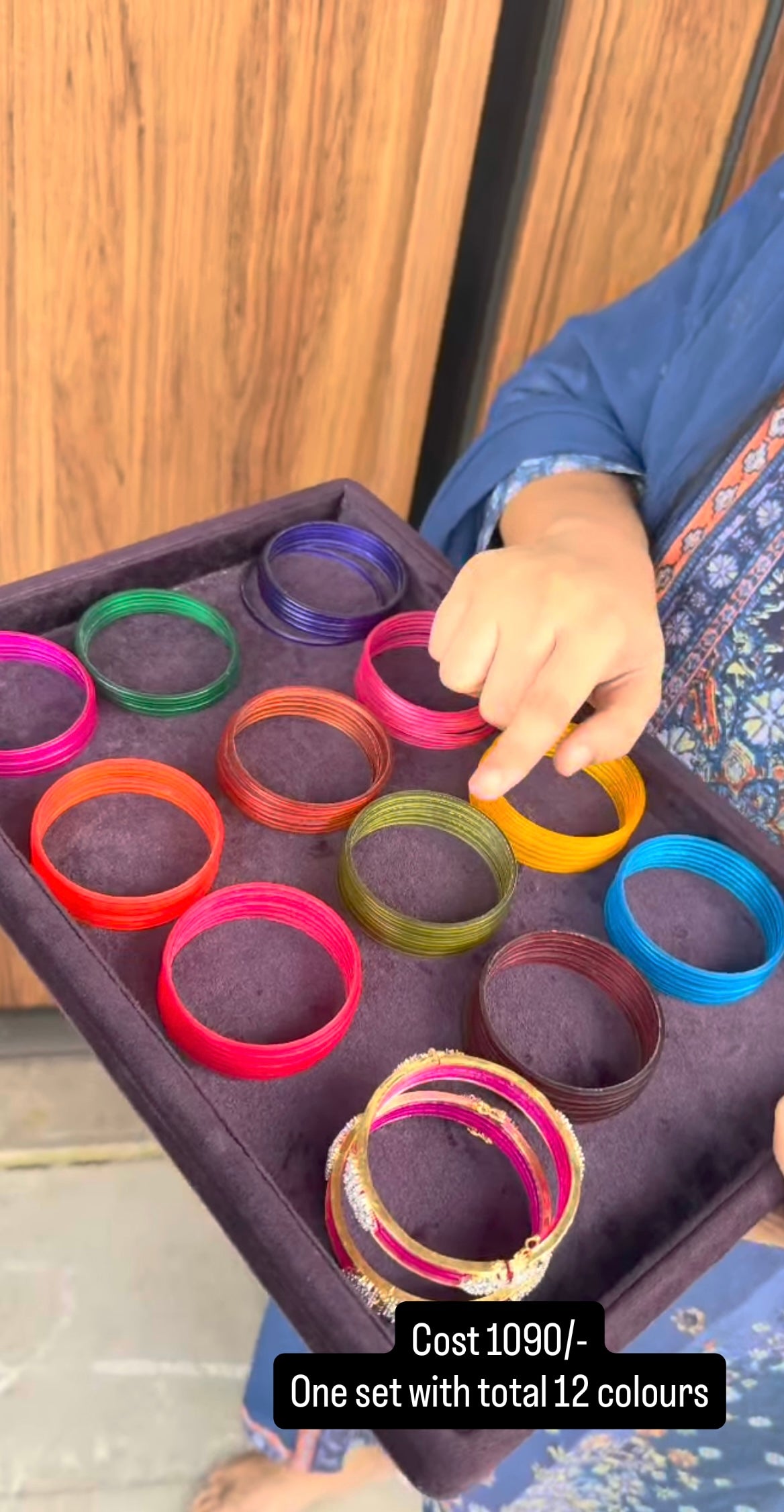 Beautiful GJ polish changeble 2 bangles (set of 12 colors )