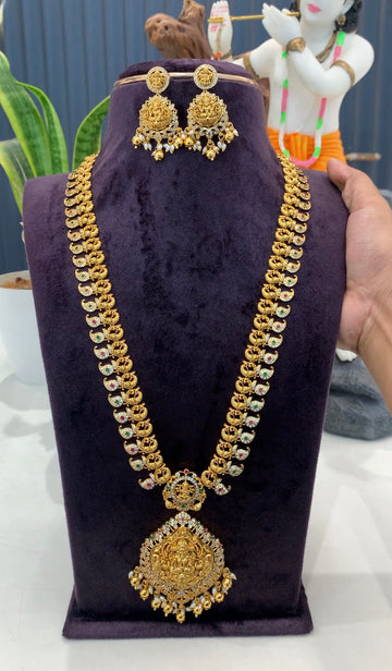 Beautiful peacock & mango design long haram with screwback earrings