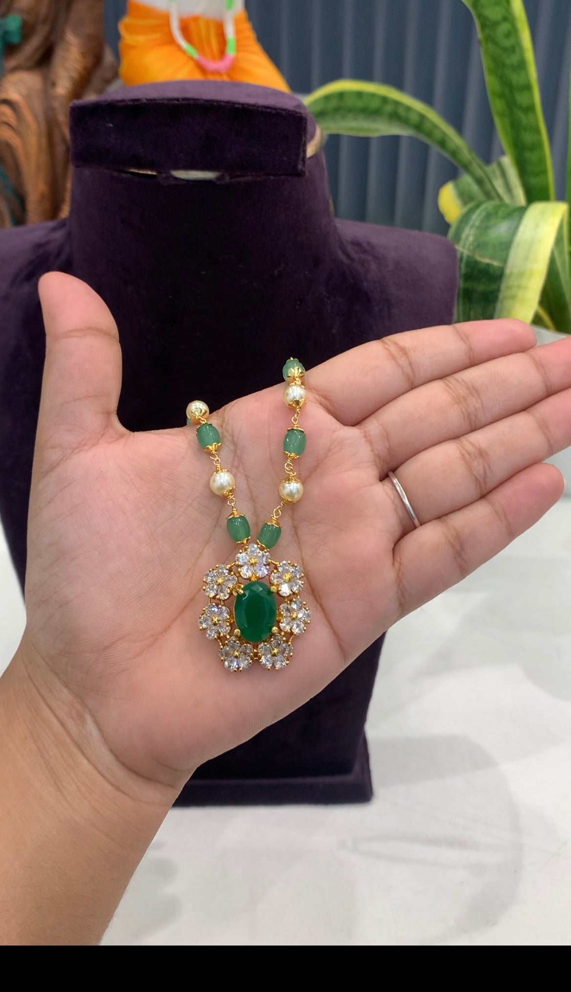 Beautiful green color pendant with beads mala 18 inchs long