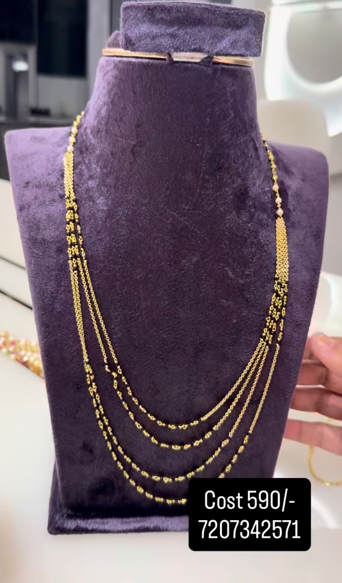 Beautiful 4 layers chandraharam & blackbeads chain 20to 22 inchs long