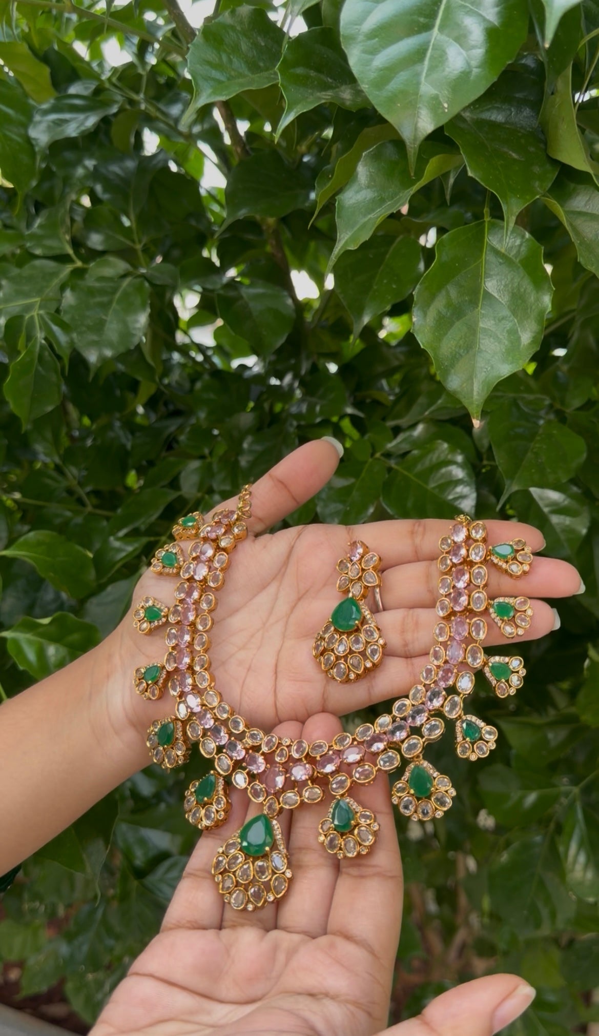 Beautiful green stone necklace set with pushback earrings