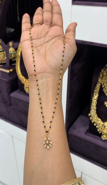 Beautiful simple pendent with black crystal beads mala 18 inchs long