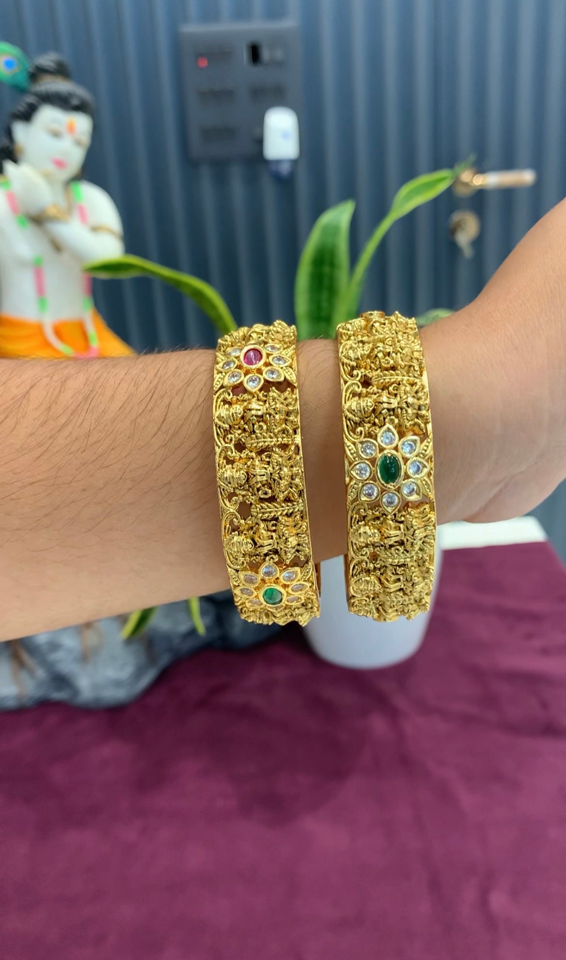 Beautiful uncut stone Lakshmi devi bangles
