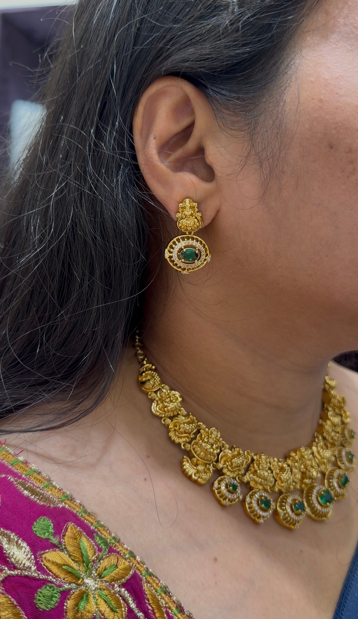 Beautiful Lakshmi Devi necklace with pushback earrings