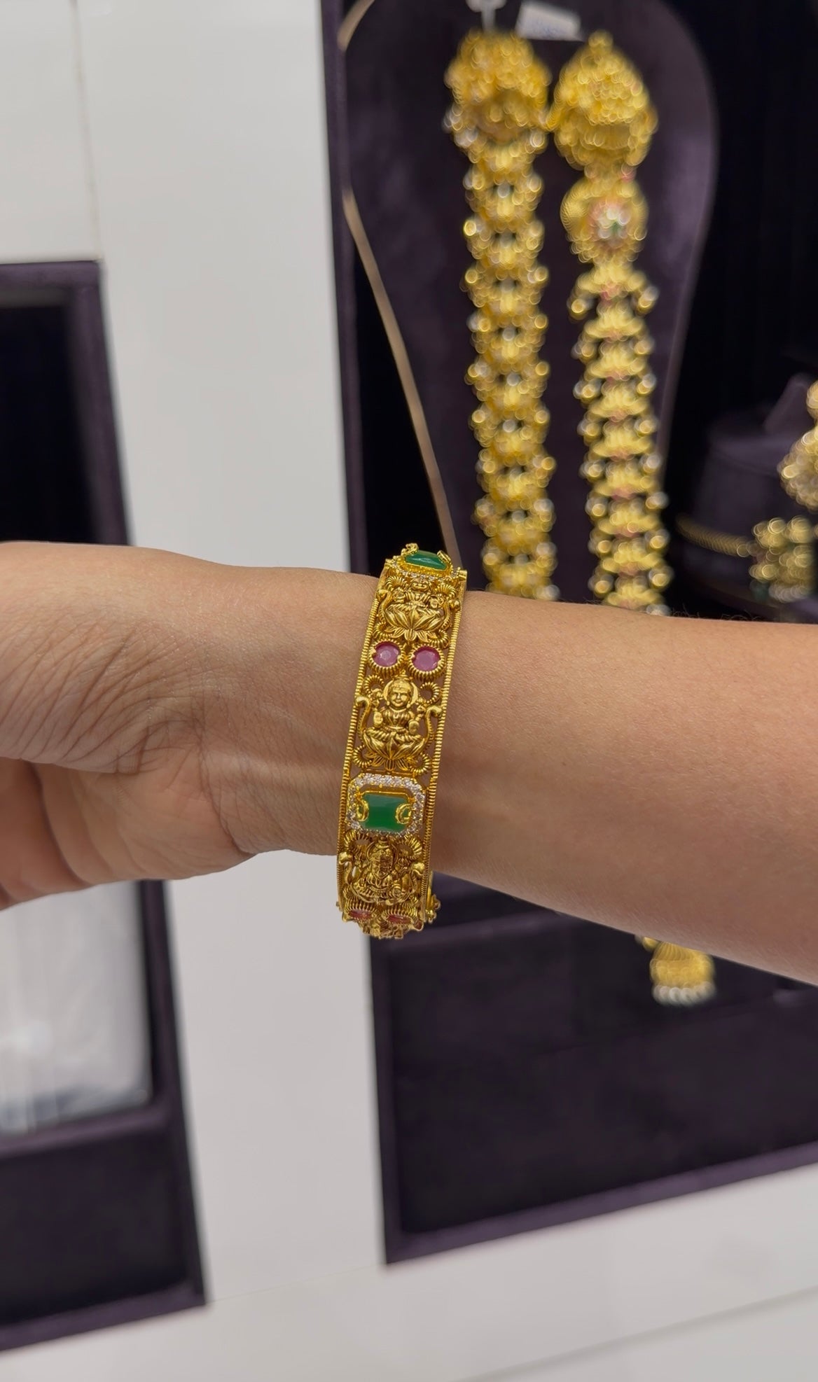 Beautiful Lakshmi devi & multi stone openable bangle (single bangle )