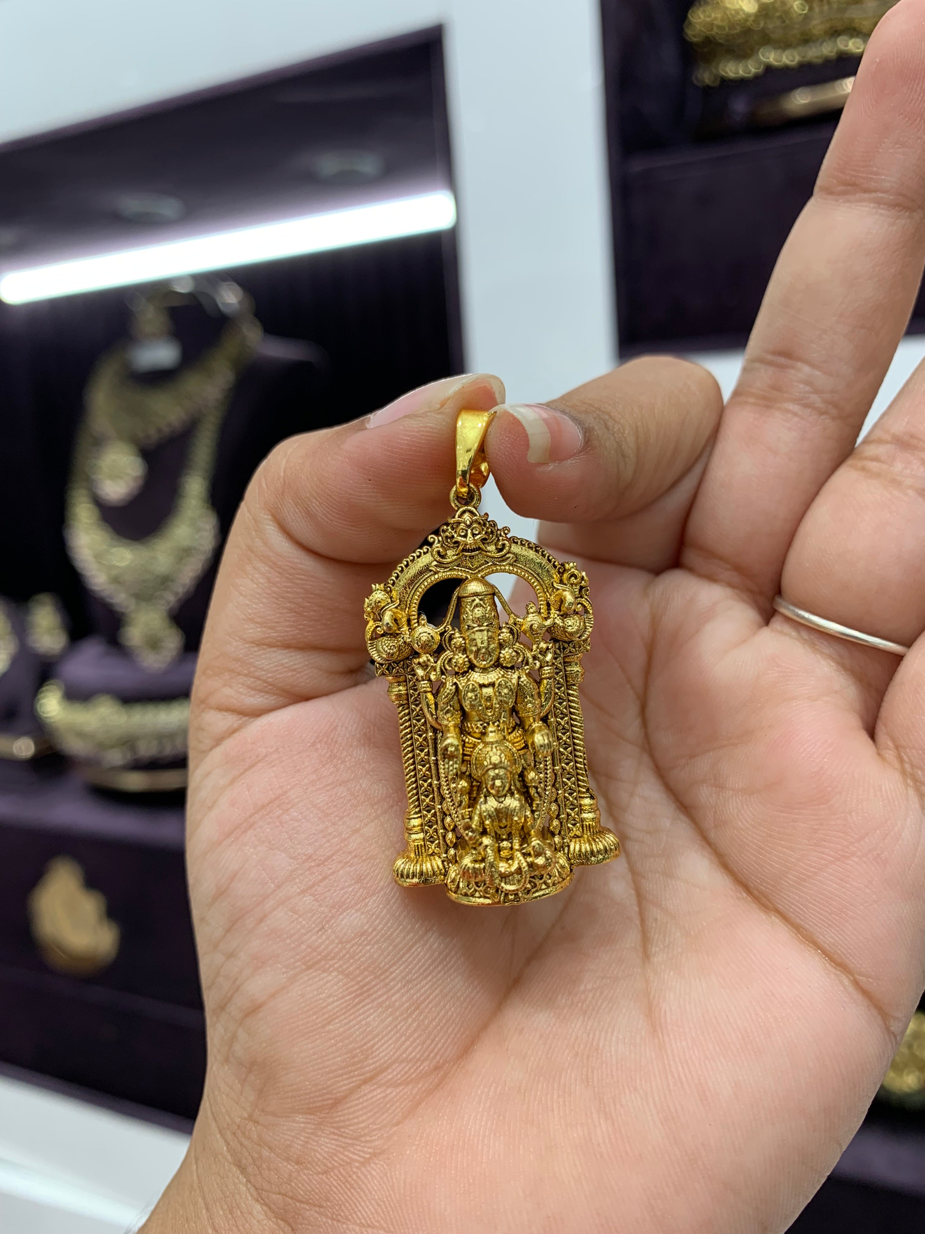 Beautiful Balaji pendant with hook
