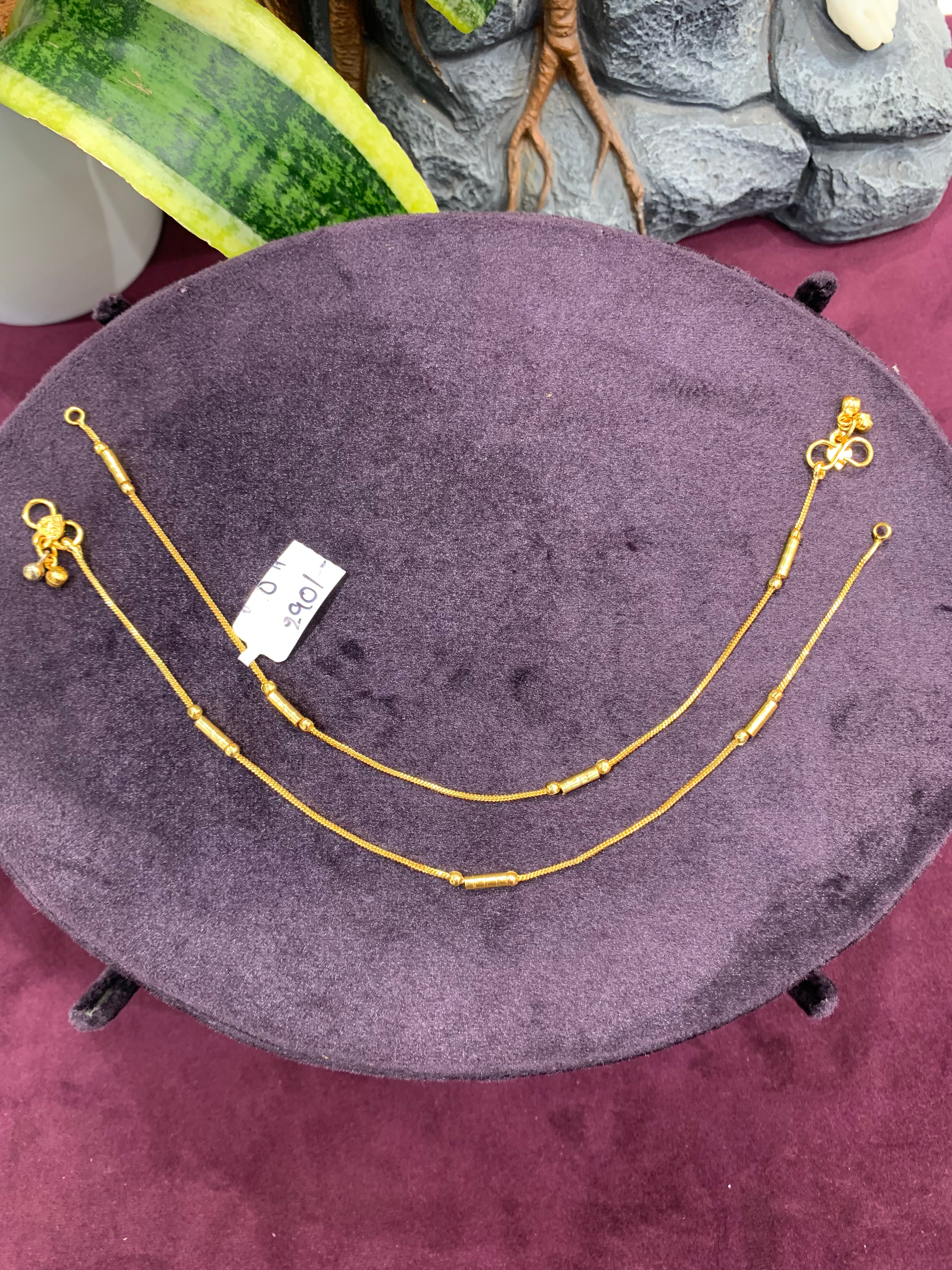Beautiful plain gold polish anklets
