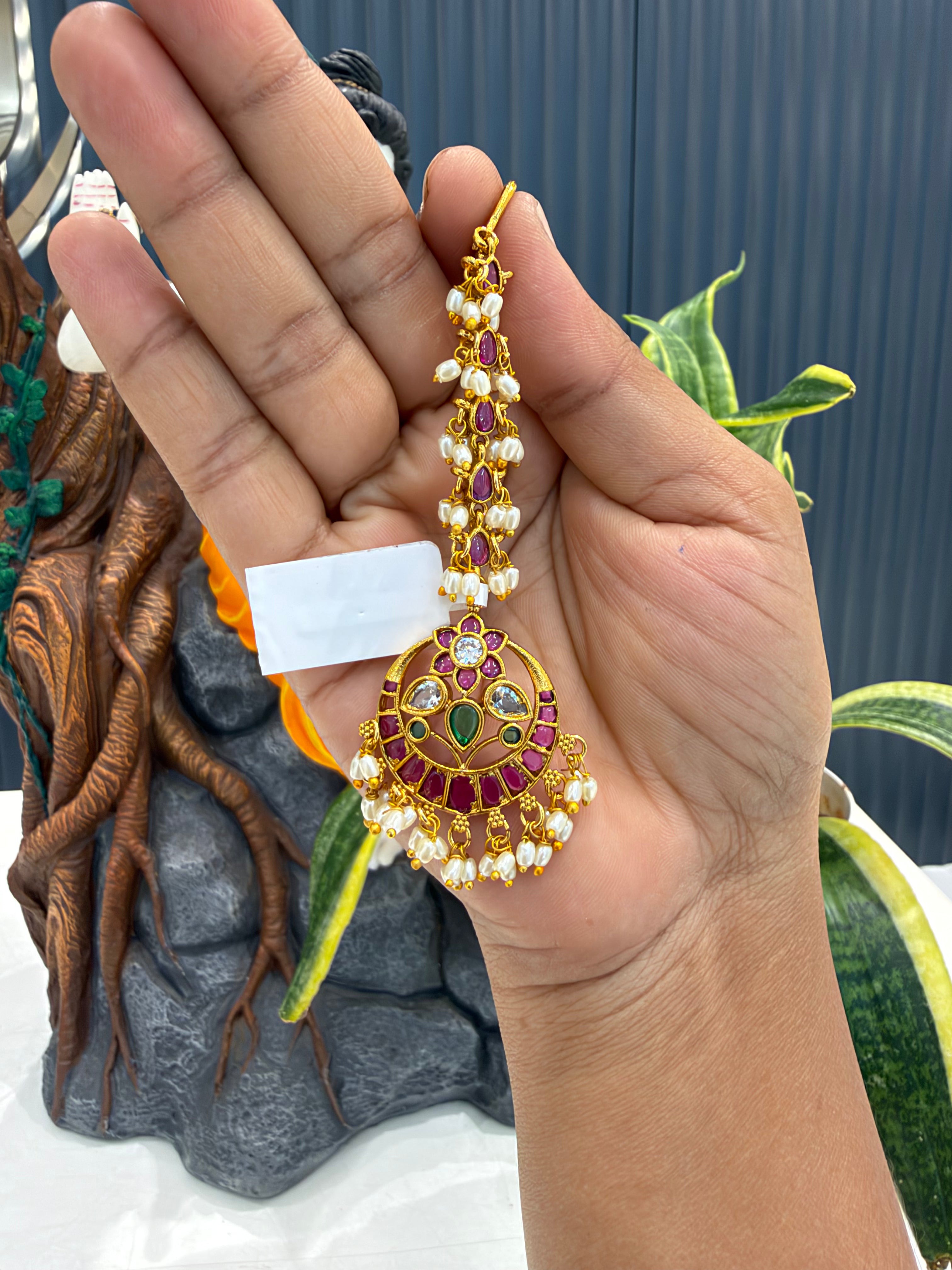 Beautiful pota stone tikka with pearls finishing