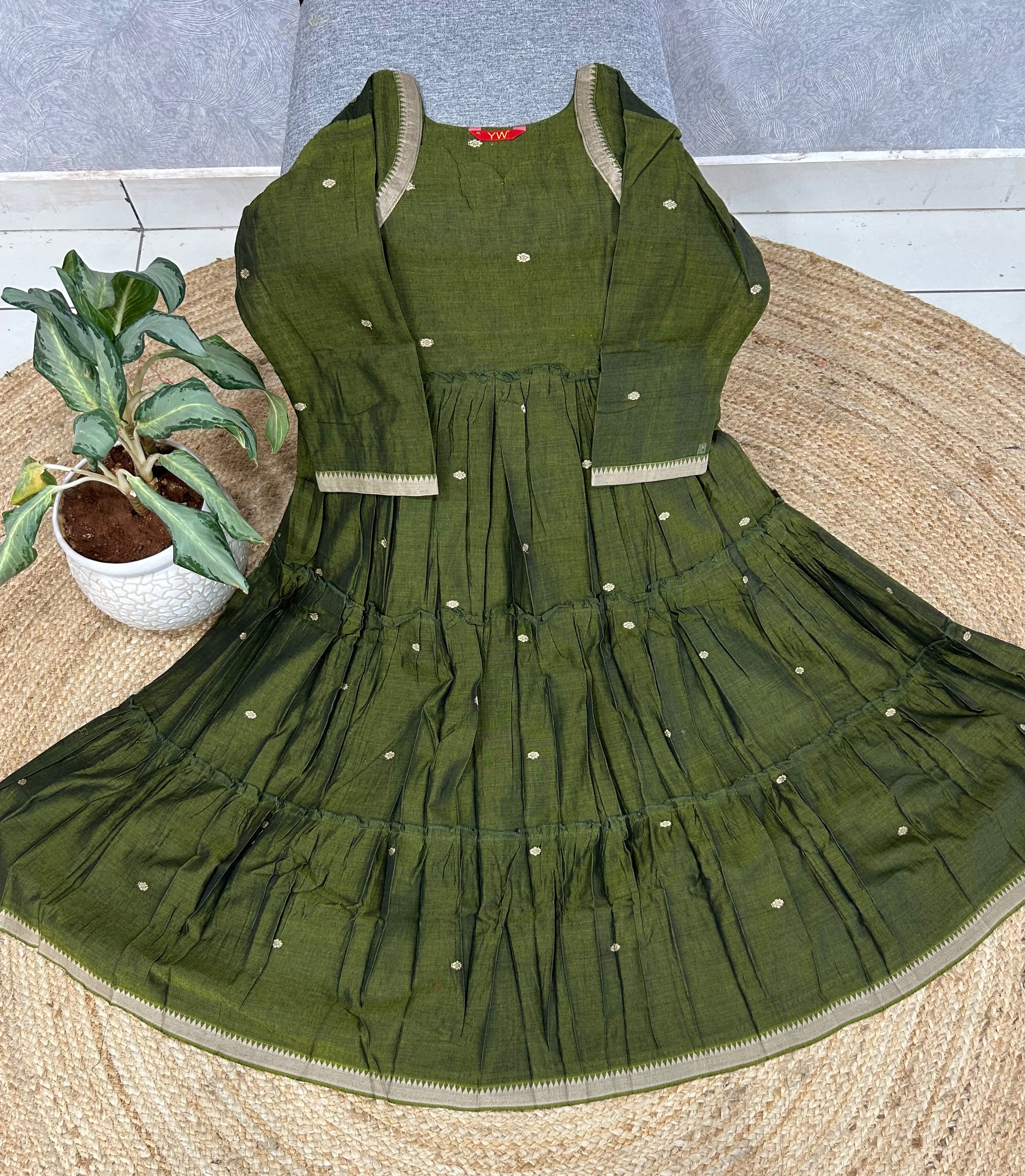 Jhamdani A-line frock with cotton linning