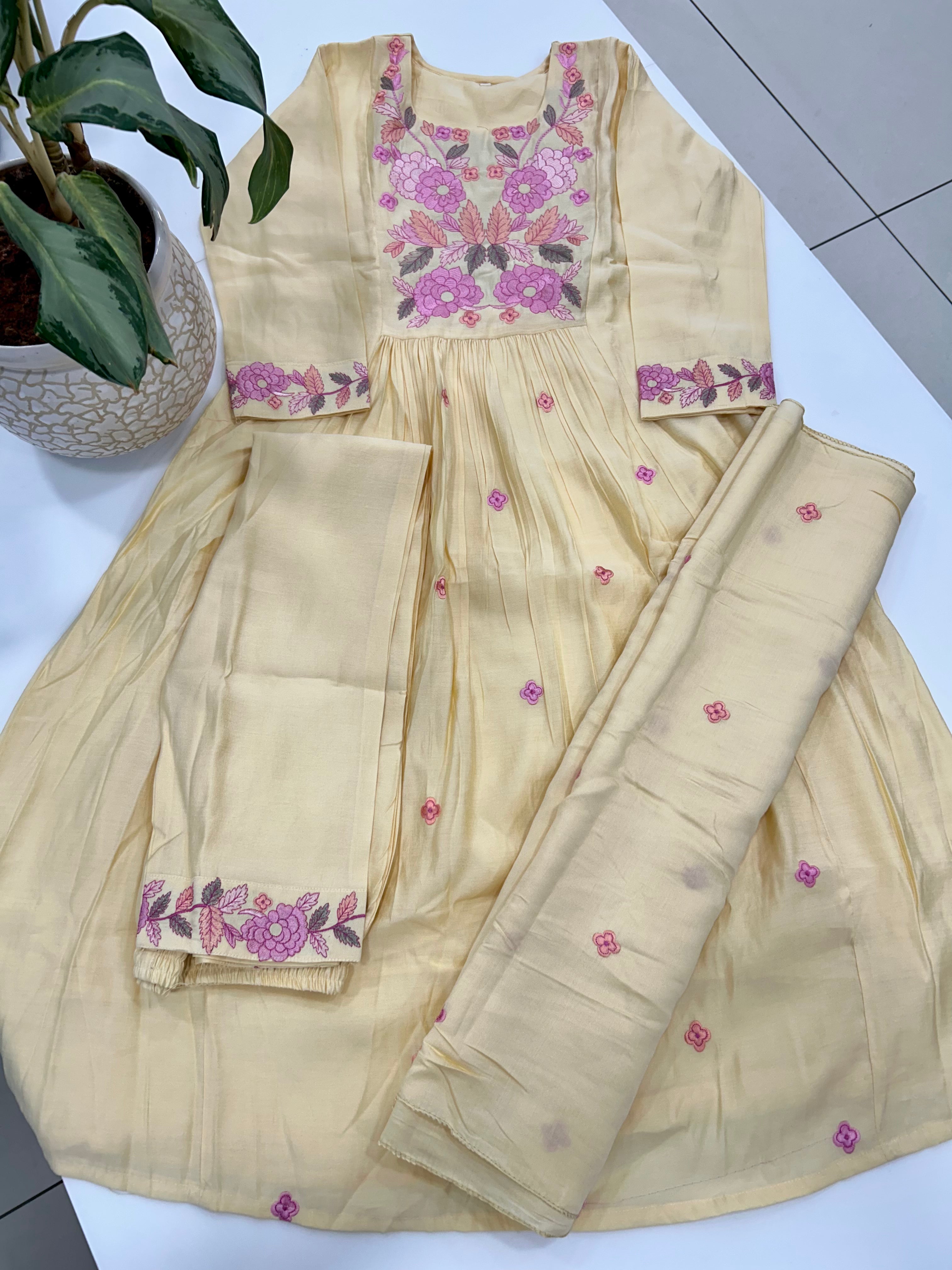 Mul chenderi A-line 3-piece set with cotton linning