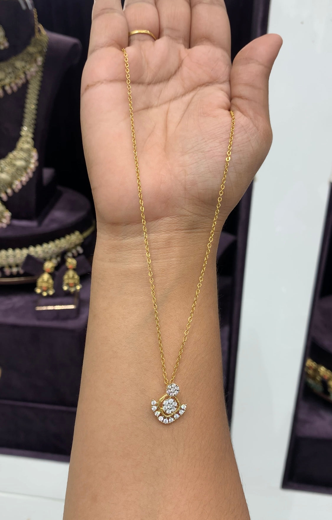 Beautiful cute GJ locket with simple chain