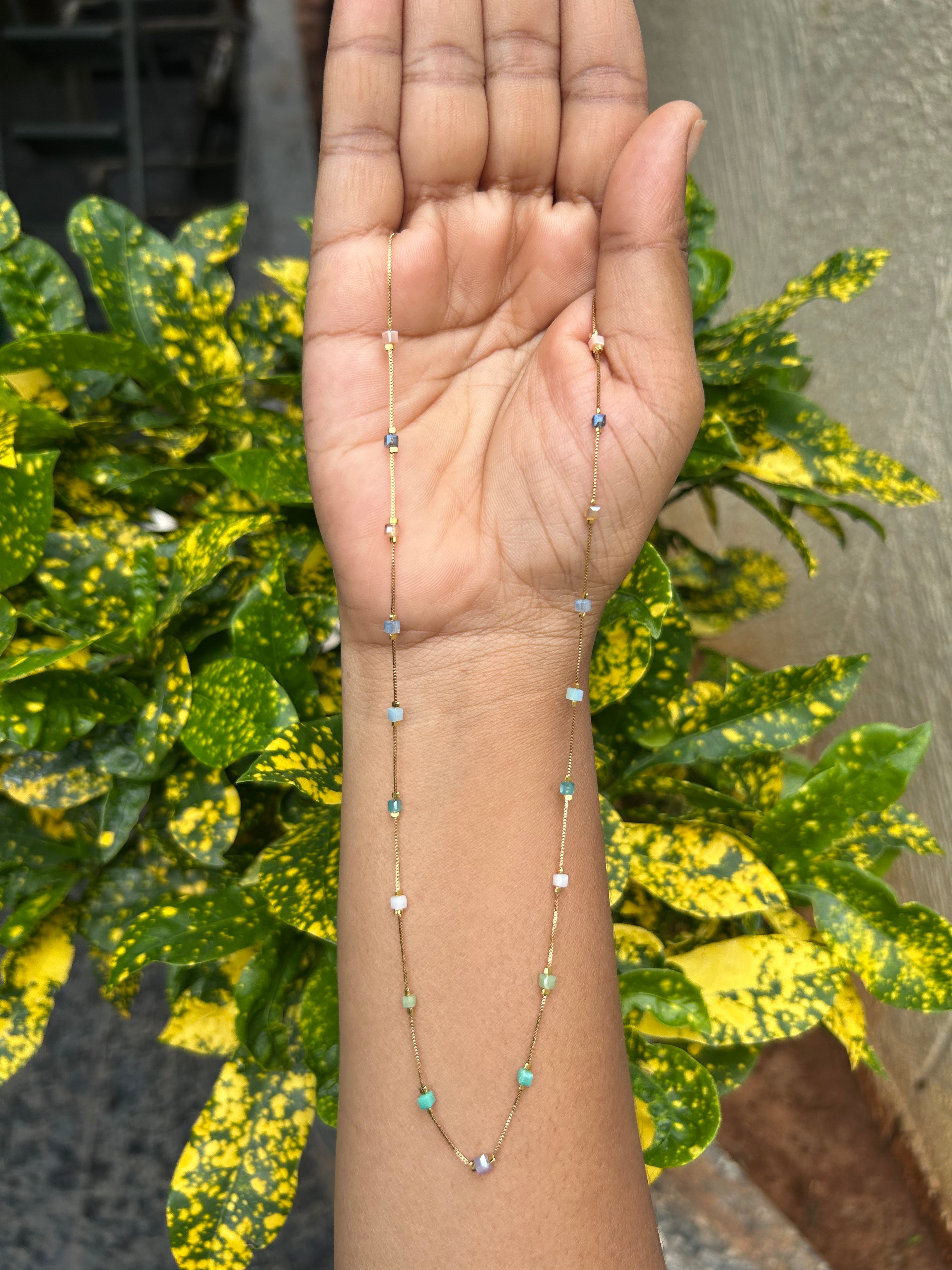 Beautiful multi color simple chain 18 inchs long