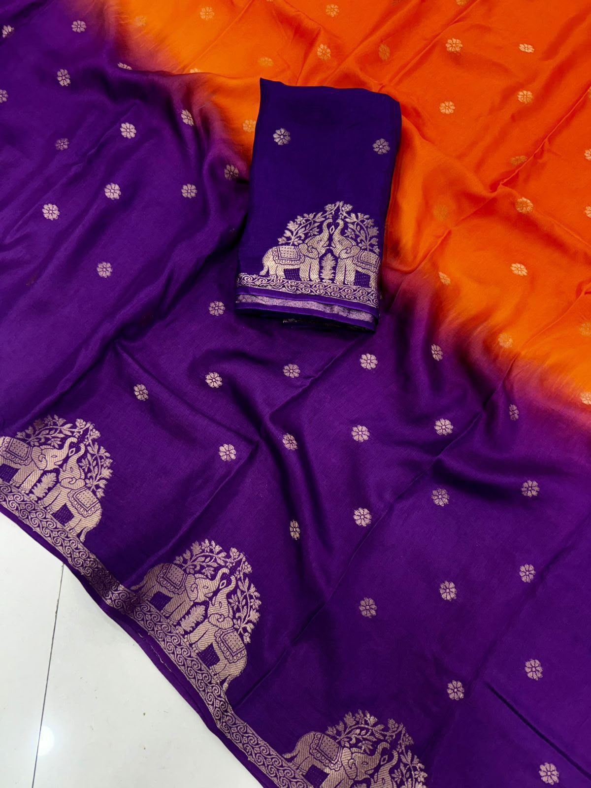 2D Muslin silk shaded saree