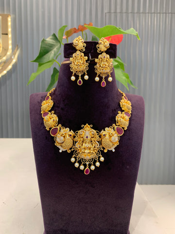 Beautiful nakshi model necklace with pushback earrings