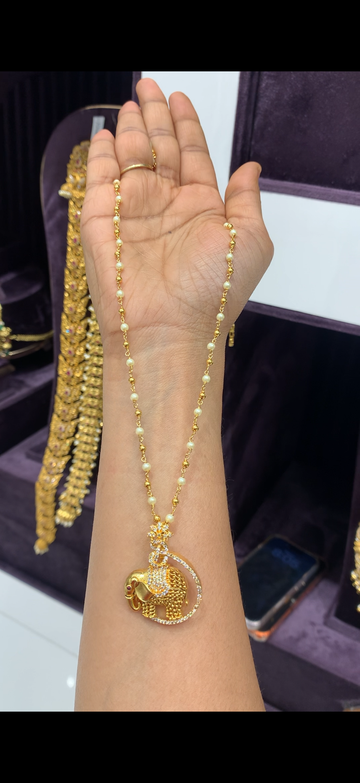 Beautiful Elephant pendant with hand making pearls mala with 18 inch