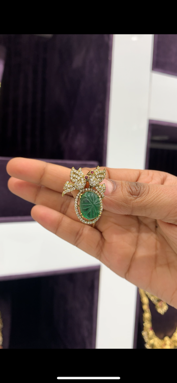 Beautiful Victoria polish pendant with back hook