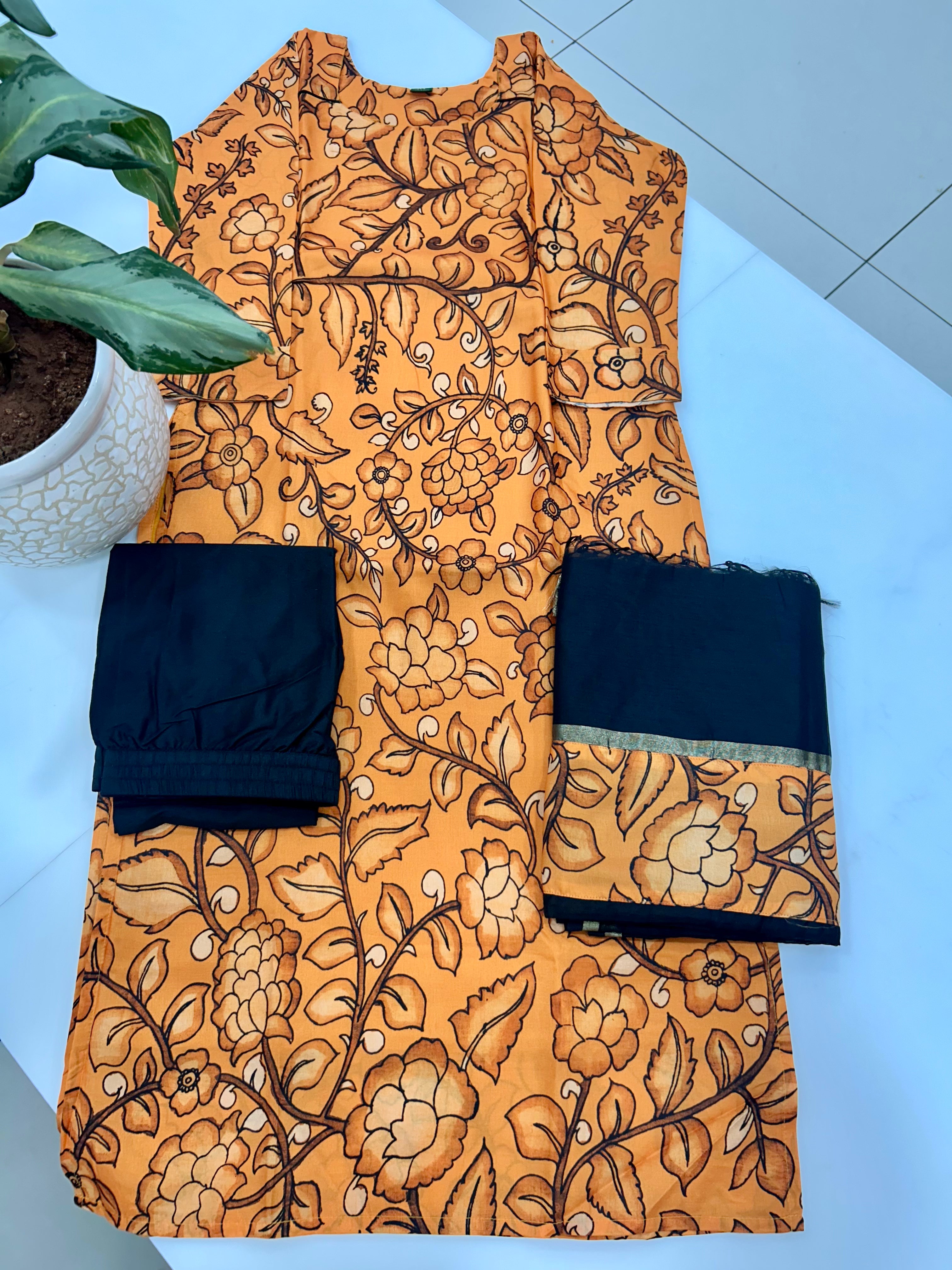 Straight cut penkalamkari 3-piece set