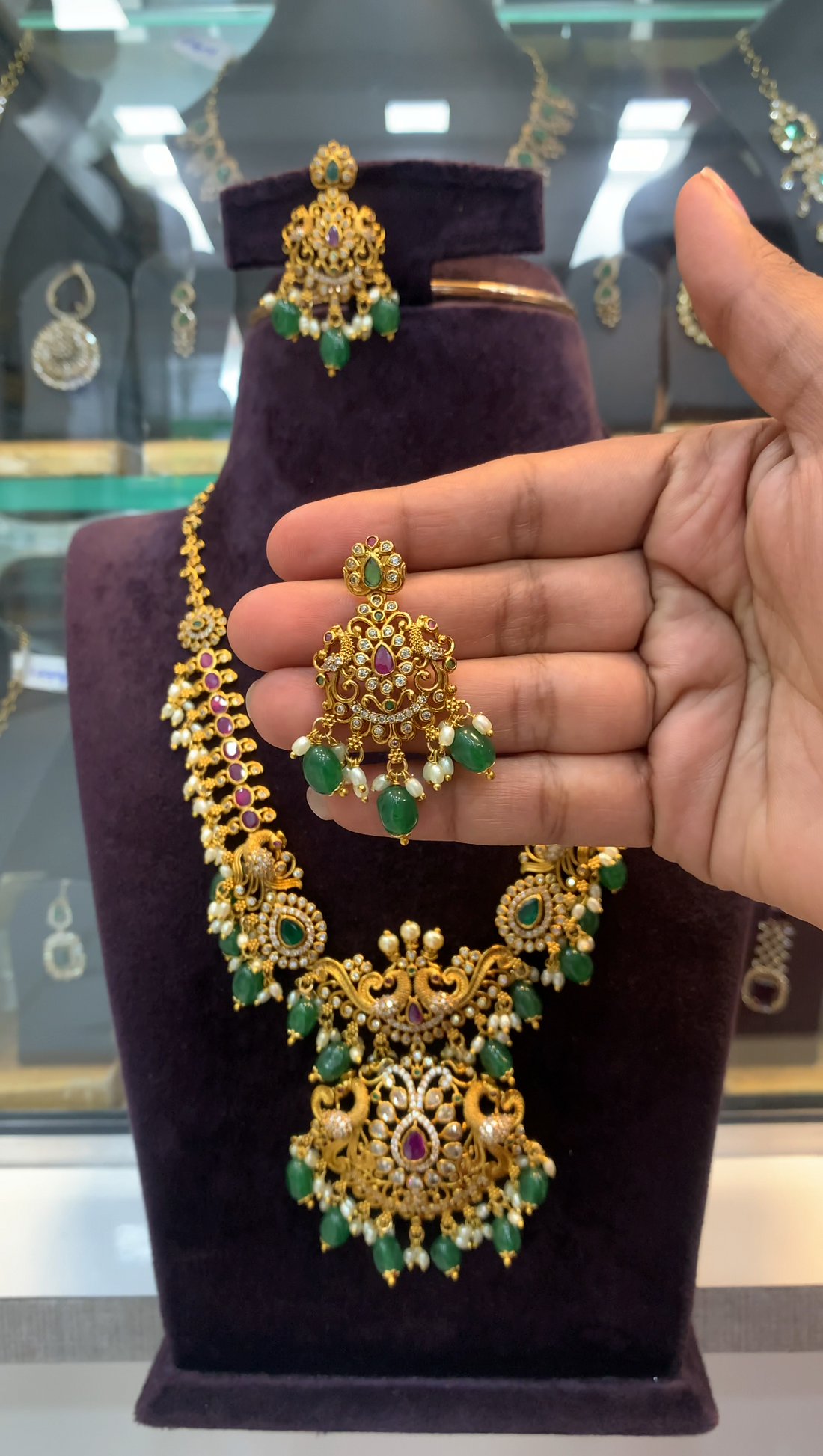 Beautiful pota stone peacock pendant necklace with pushback earrings