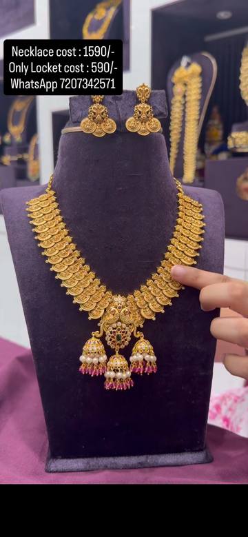 Beautiful Lakshmi devi kasula Peru necklace with pushback earrings