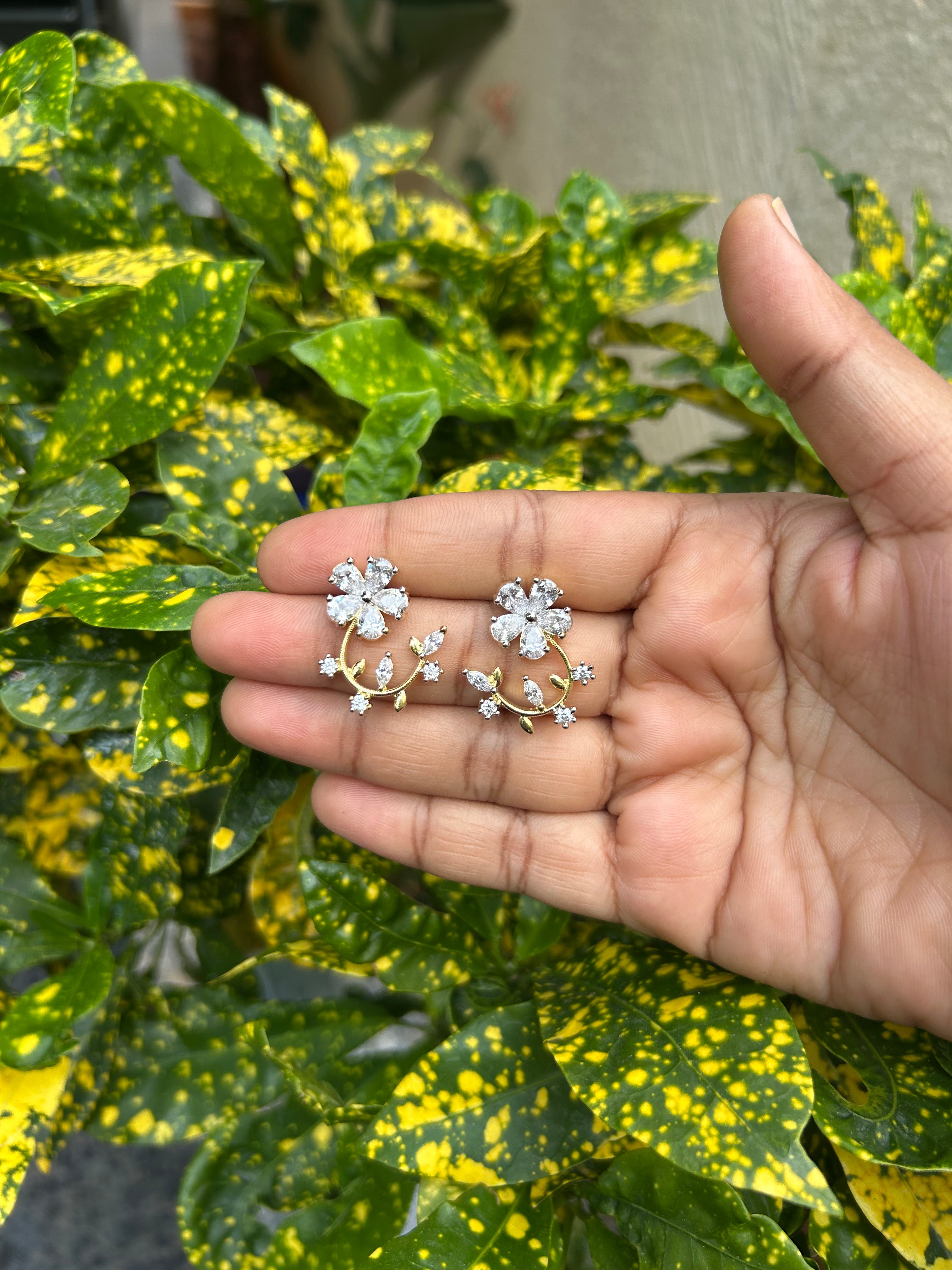Beautiful GJ polish earrings with pushback