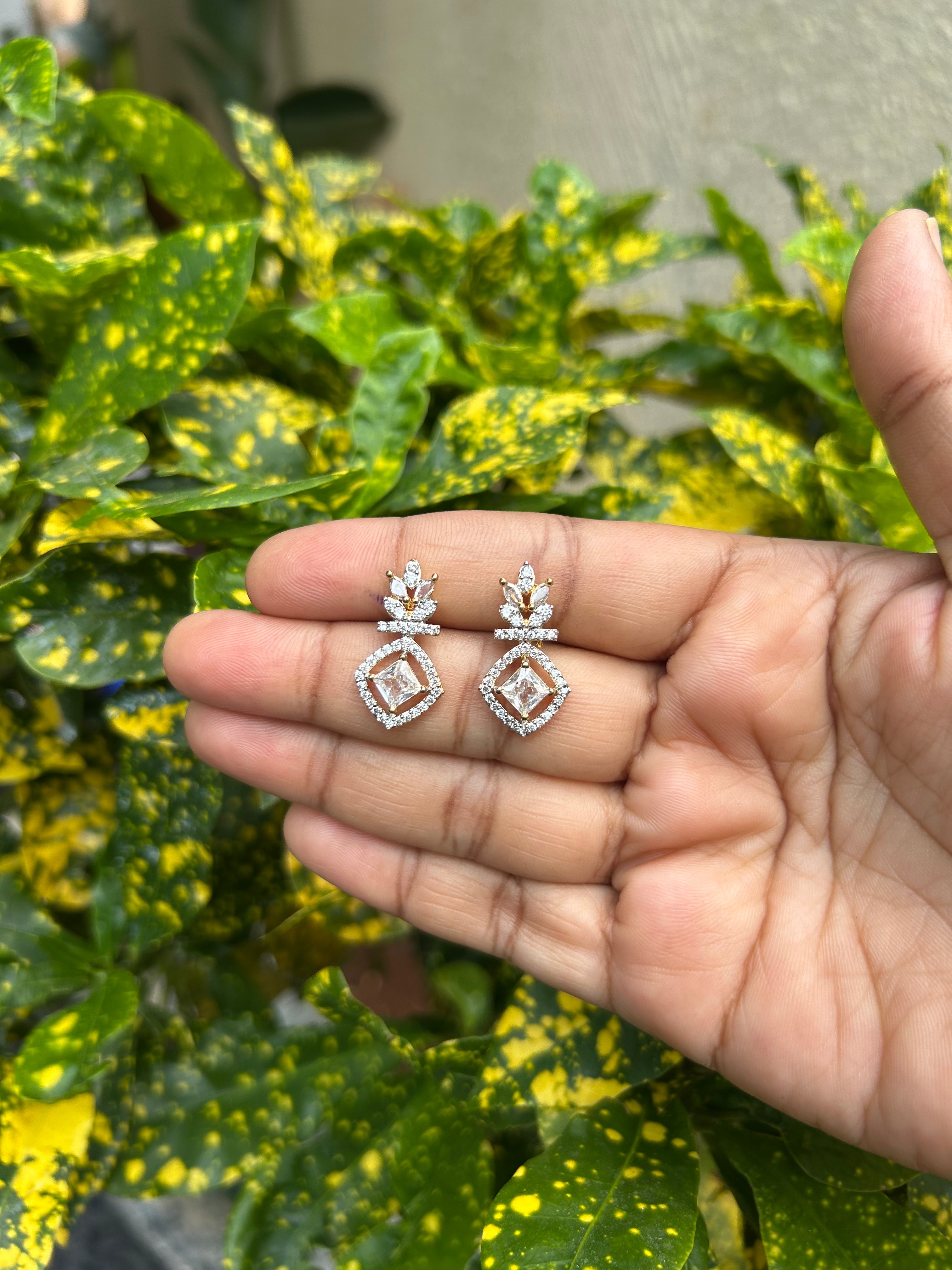 Beautiful GJ polish earrings with pushback
