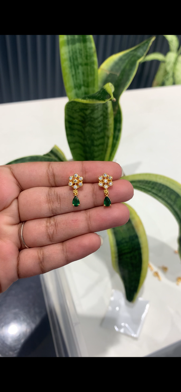 Beautiful green stone earrings with pushback