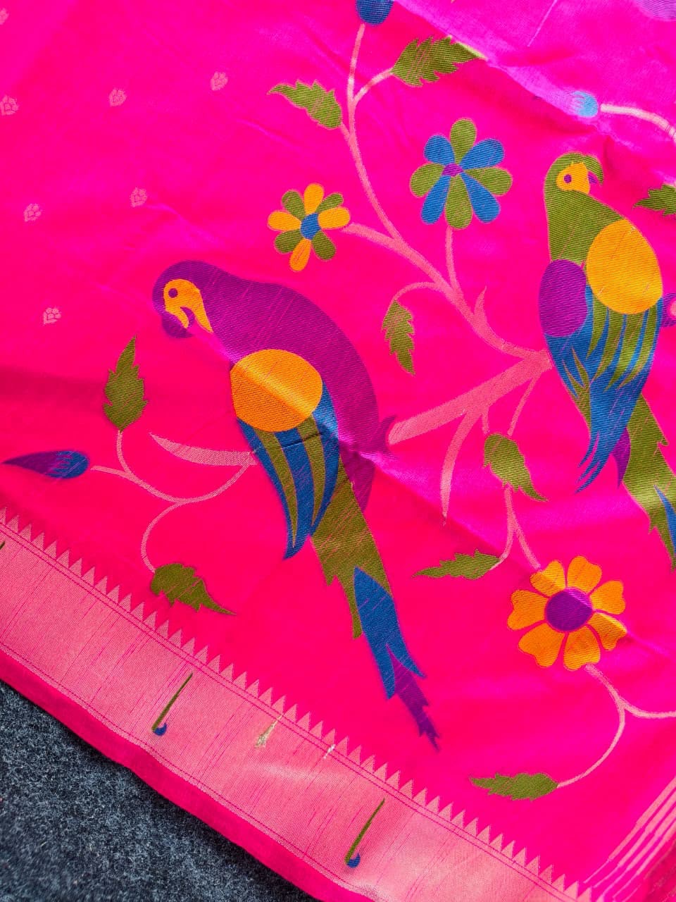 Soft linen paithani saree
