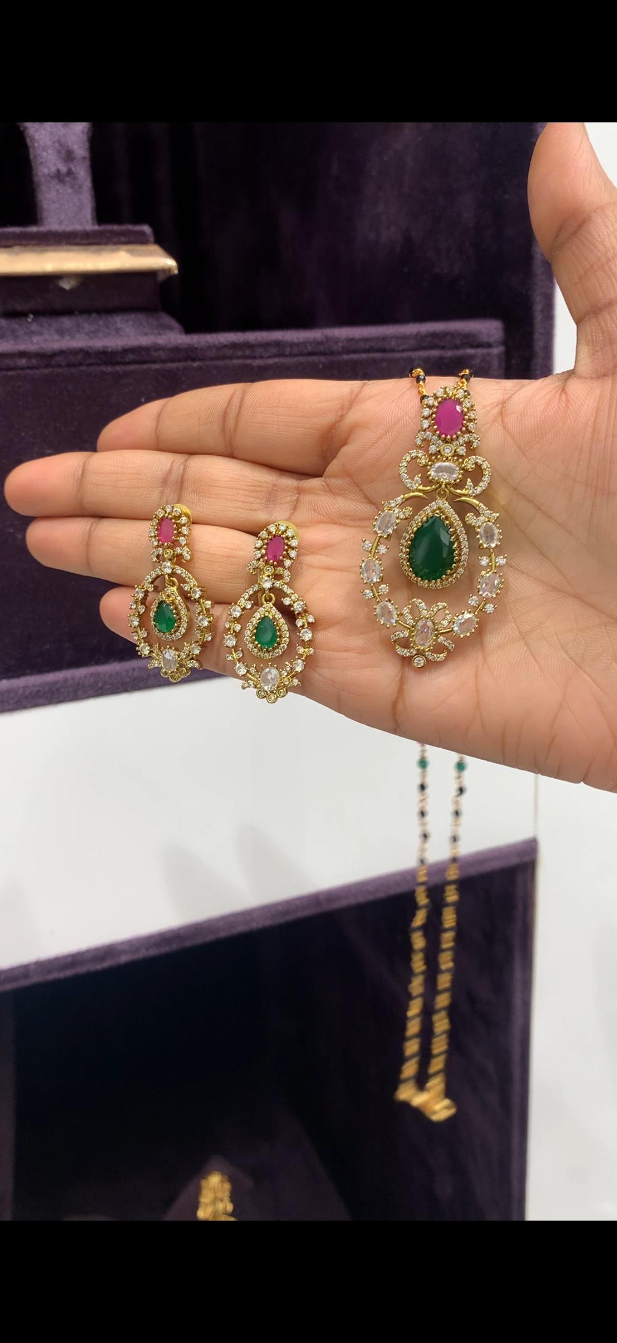 Beautiful Pendent set,handmaking crystal beads mala 18 inchs long with pushback earrings