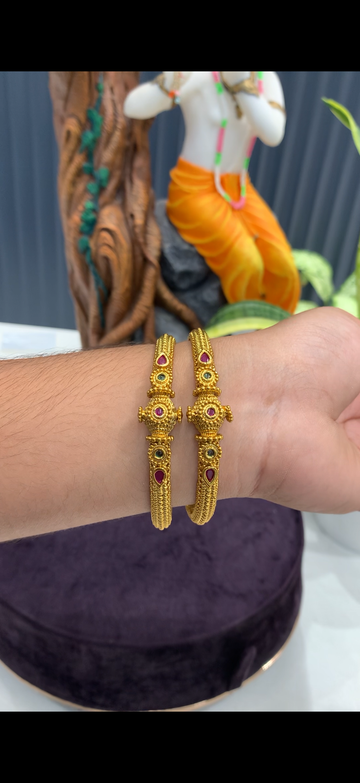 Beautiful kada bangles