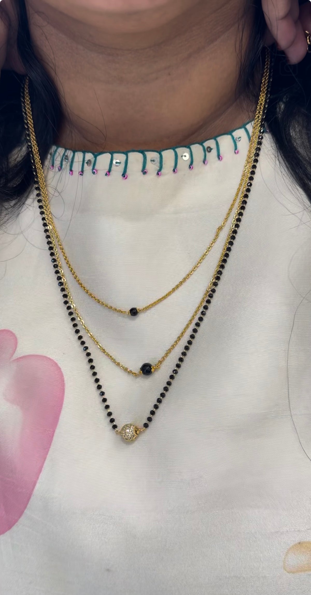 Beautiful simple 3 layers chandraharam & blackbeads 18 to 20 inchs