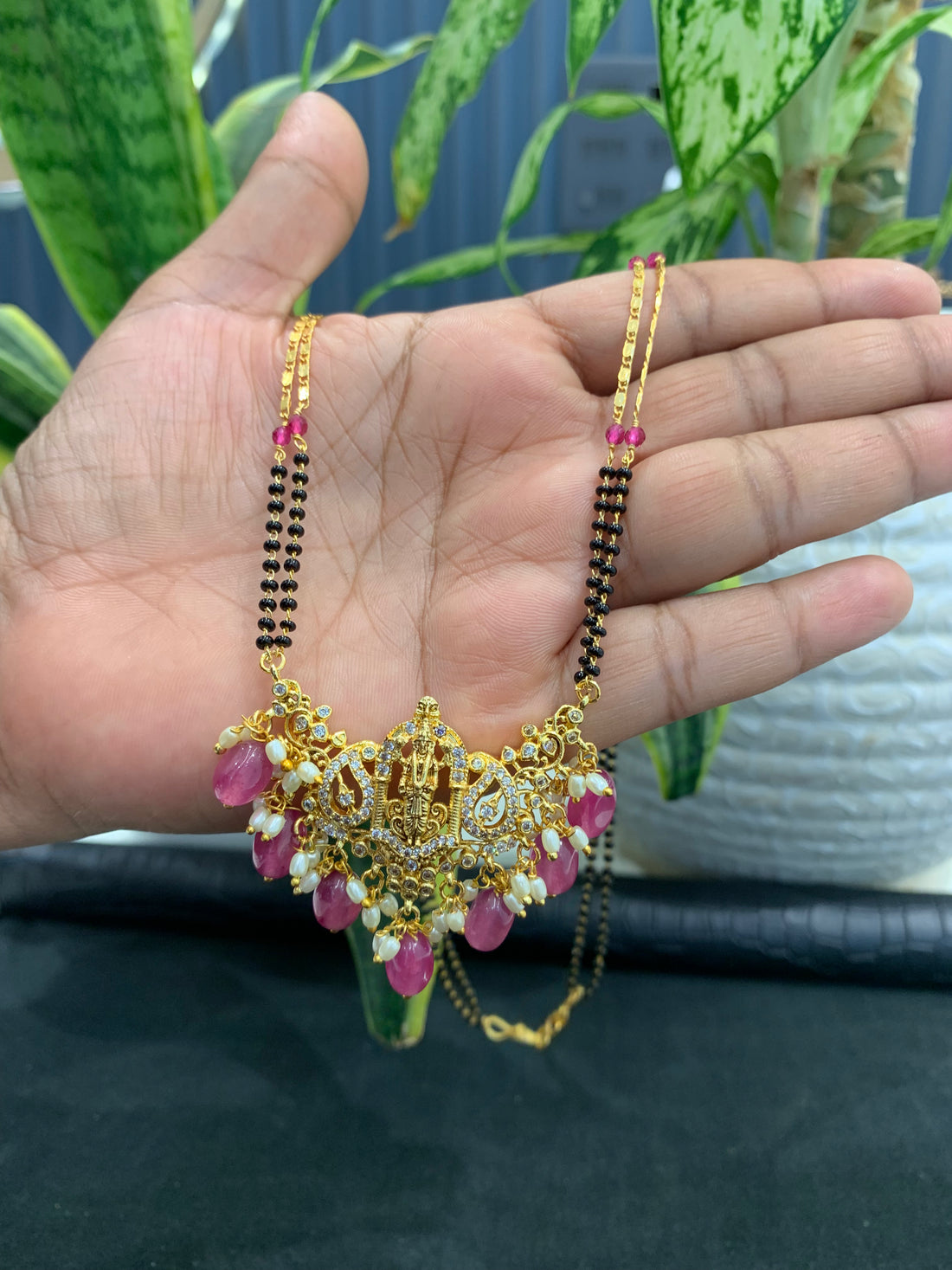 Beautiful lord Venkateswara swamy pendant with Blackbeads chain 18 inchs long