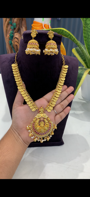 Beautiful pota stone Lakshmi devi idol Kasulu necklace with pushback jumkis
