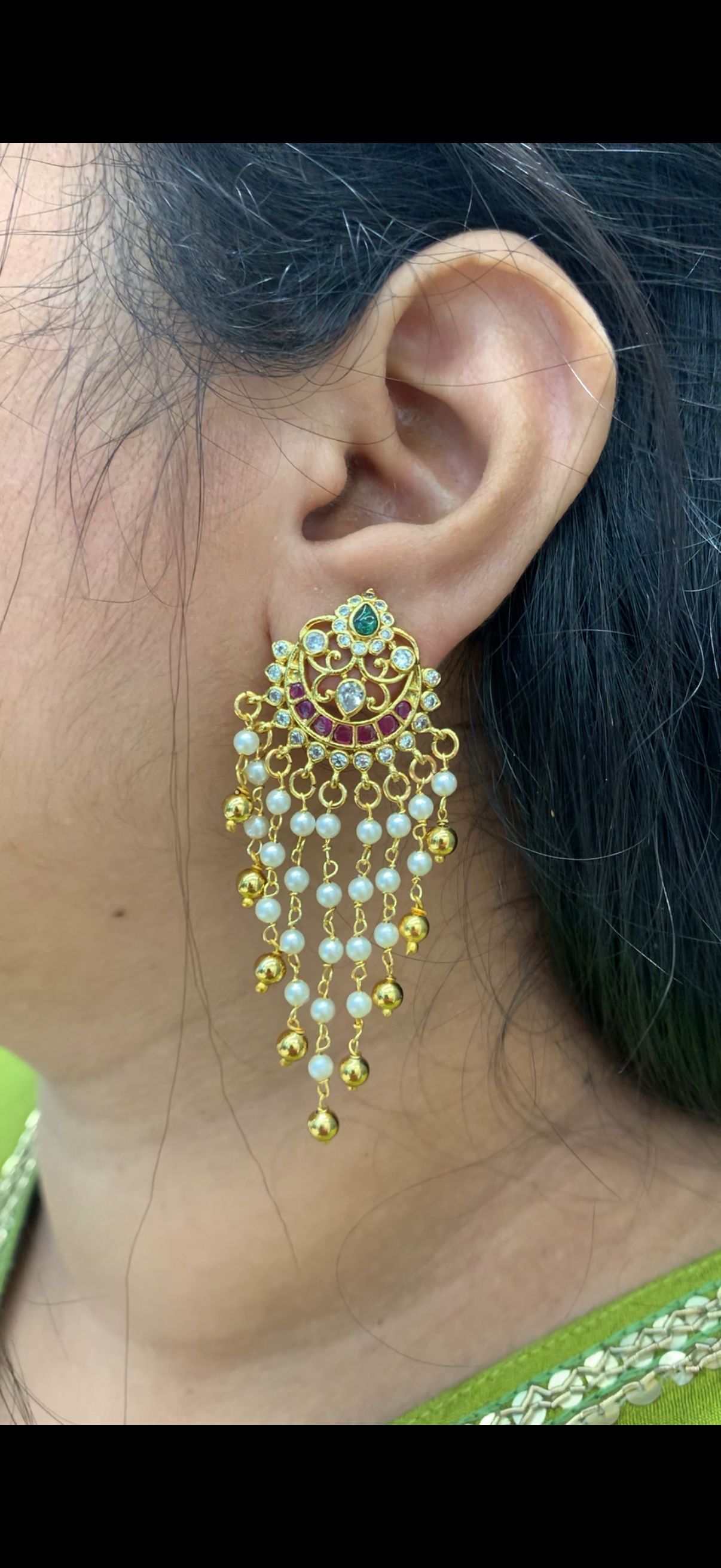 Beautiful Jadav stone,pearls chain hanging with pushback
