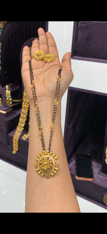 Beautiful Lakshmi devi pendant set with black beads chain 18 inchs