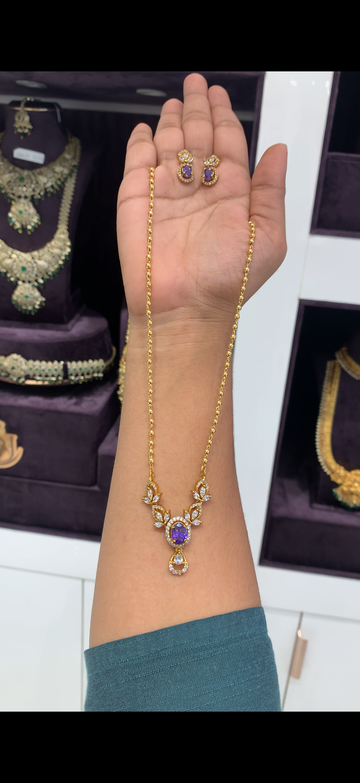 Beautiful Pendent set with gold balls chain 18 inchs long