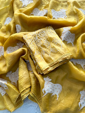 Premium gold crush saree