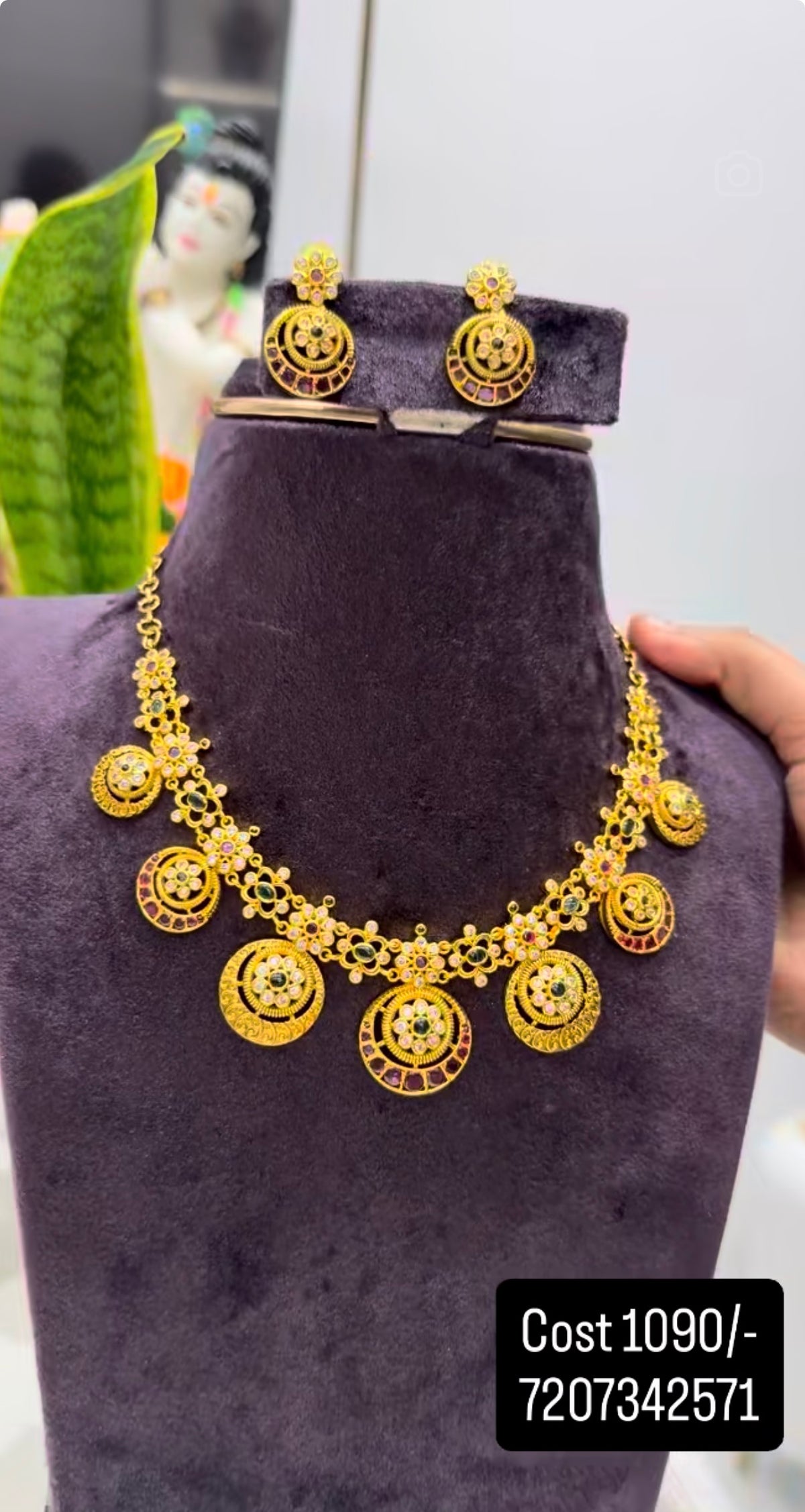 Beautiful pota stone & kasula model necklace with pushback earrings