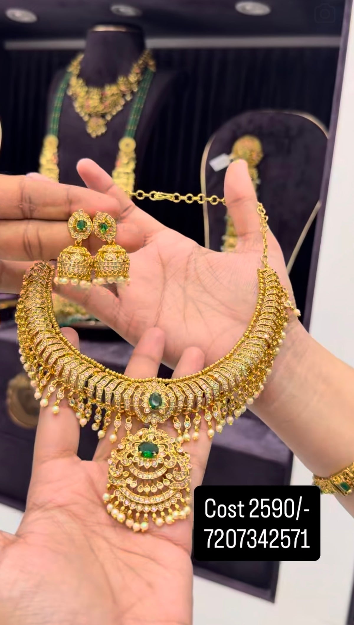 Beautiful CZ stones hasli model necklace with pushback jumkis