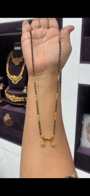 Beautiful mangalsutra black beads chain 18 inchs long