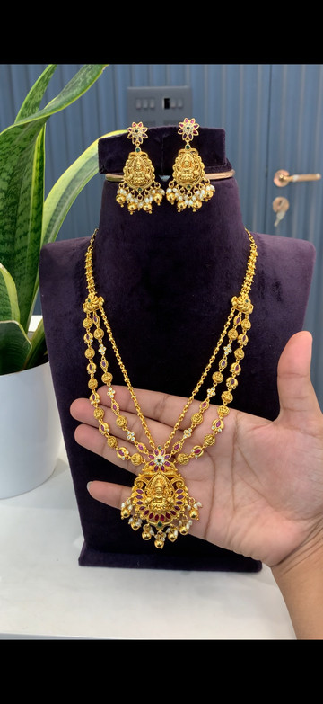 Beautiful Lakshmi devi 3 layers necklace with pushback earrings